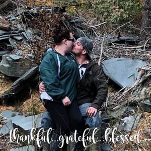 Meet your Posher, Dustin